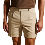 Shorts pour homme avec des ourlets et des poches – beige et polyvalents