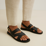 Lanaro | Sandales Croisées Élégantes