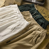 Shorts en velours côtelé élégants
